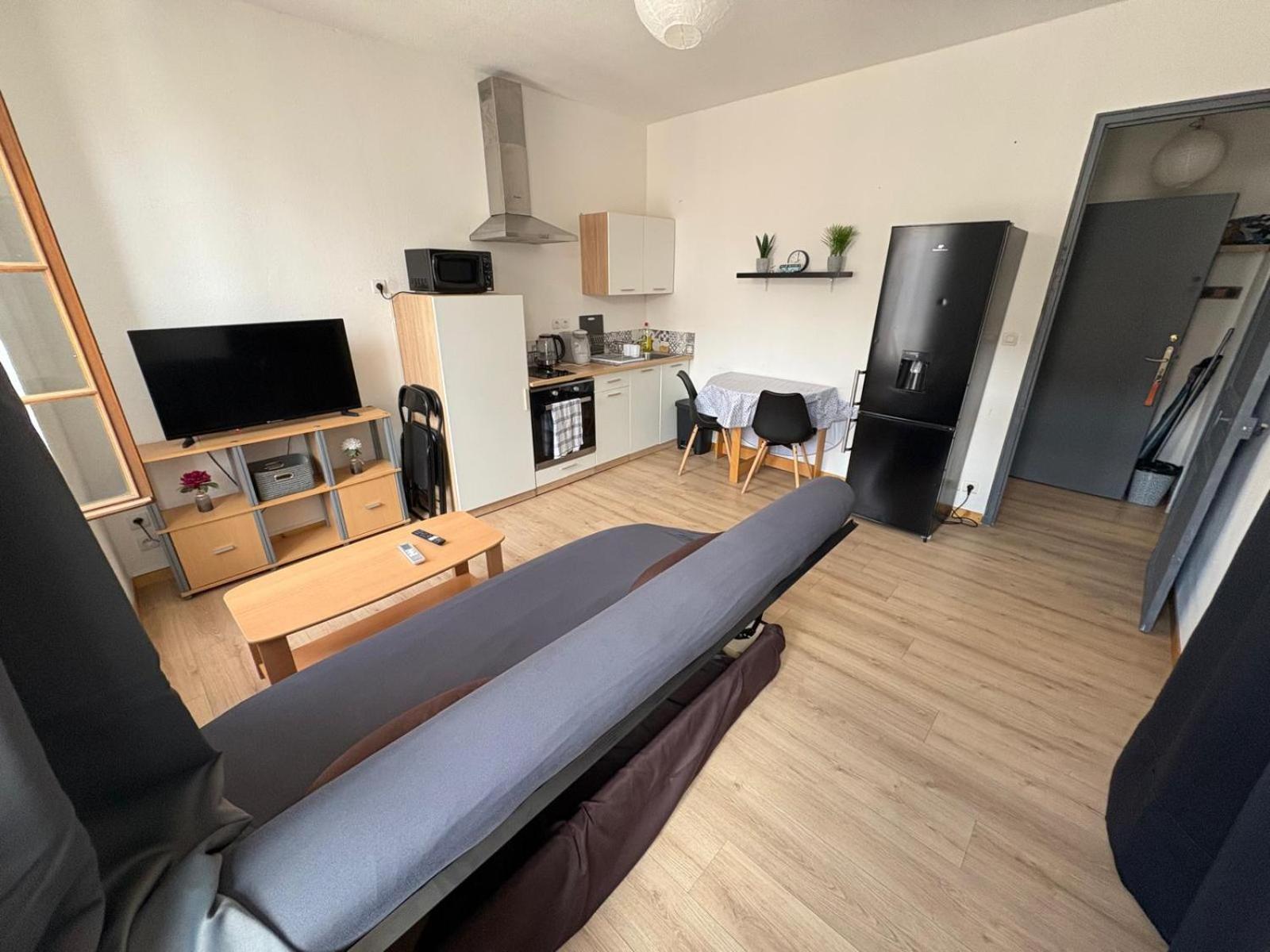 Appartement T2 Avec Balcon Proche Centre-Ville Narbonne Bagian luar foto